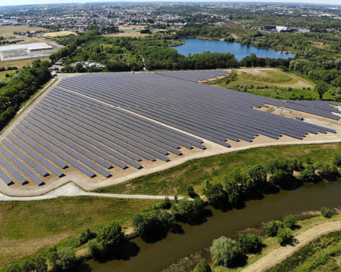 Visite centrale solaire de La Petite Vicomté